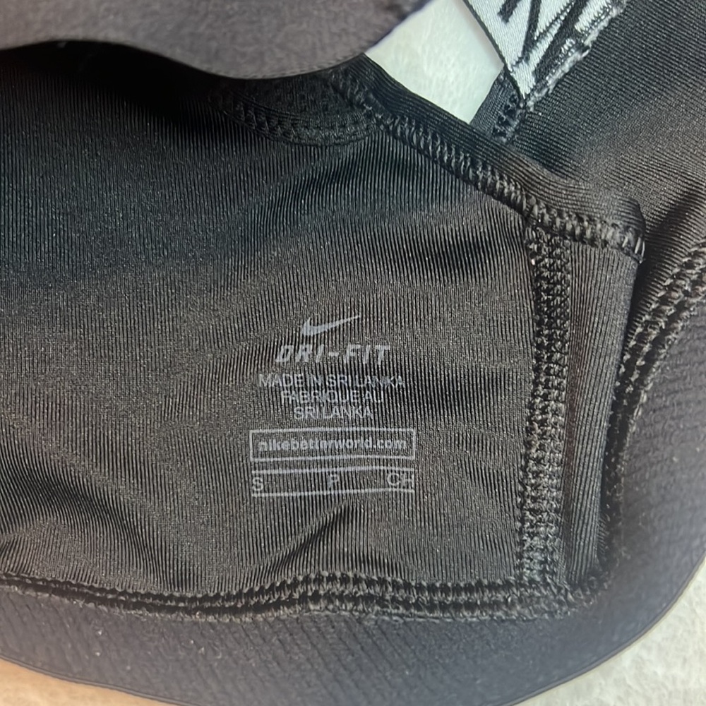 Nike Sports Bra - Picture 5 of 5